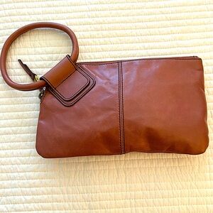 HOBO Sable Wristlet